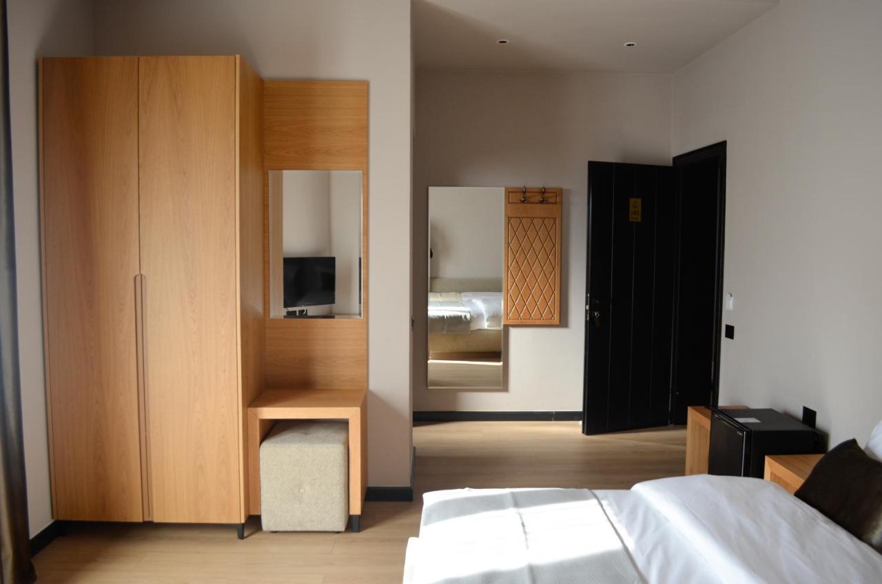 N'Peze Hotel Laknas Ngoại thất bức ảnh