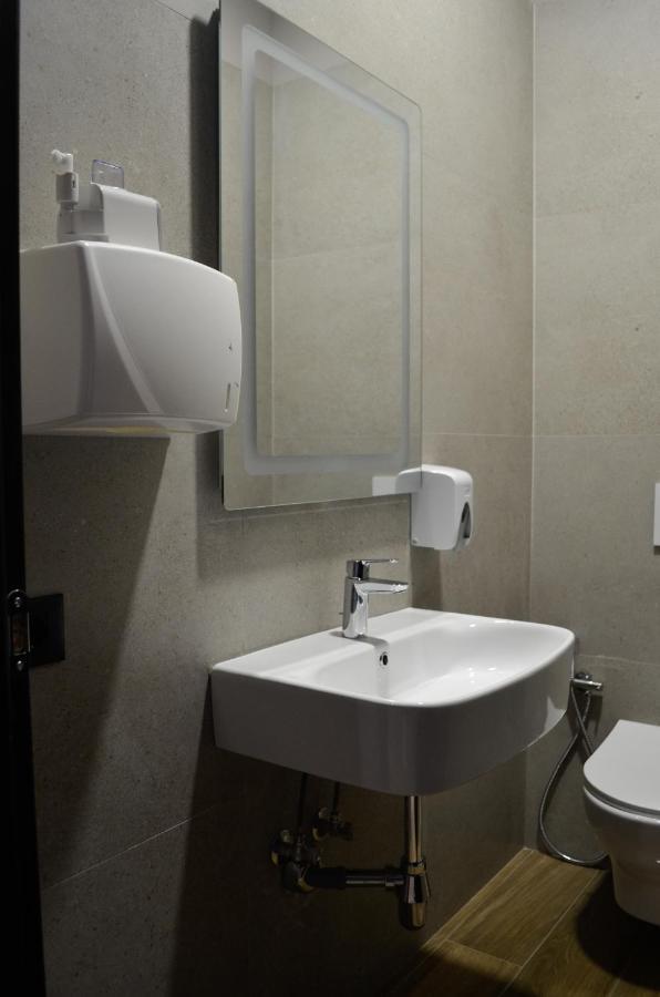 N'Peze Hotel Laknas Ngoại thất bức ảnh